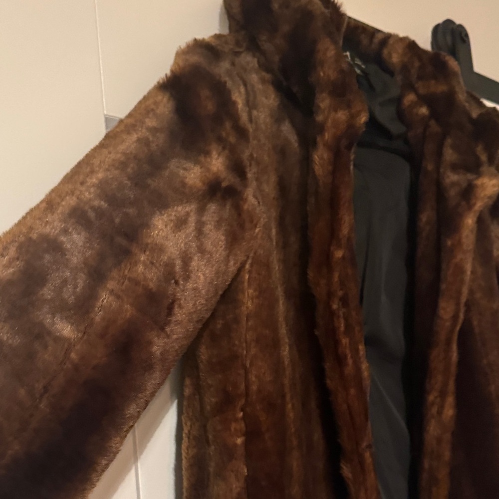 TRF Zara Luxurious Brown Faux Fur Coat - Picture 8 of 12